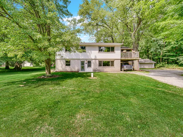 6737 W Johnson Rd, La Porte, IN 46350