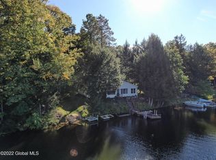 2690 May Rd, Hagaman, NY 12086