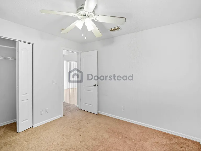 1256 Jasmine Lake Dr — Photo 25