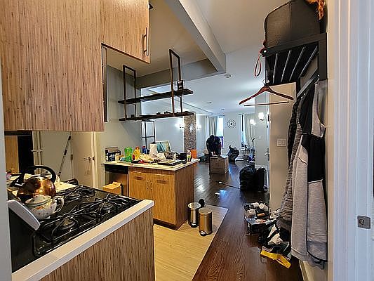 2nd image of 1442 Fulton St APT 1