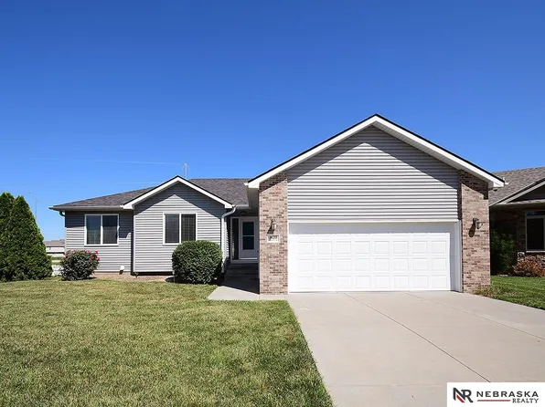 1420 Blanca Dr, Lincoln, NE 68521