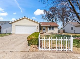 3005 Sutherland Rd, Springfield, IL 62702