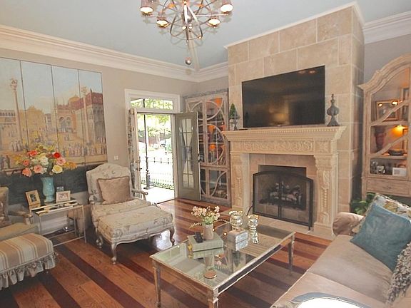 2nd image of 130 N Cove Dr