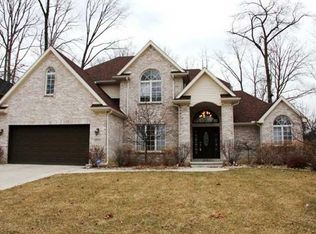 2500 White Aspen Ln, Sylvania, OH 43560