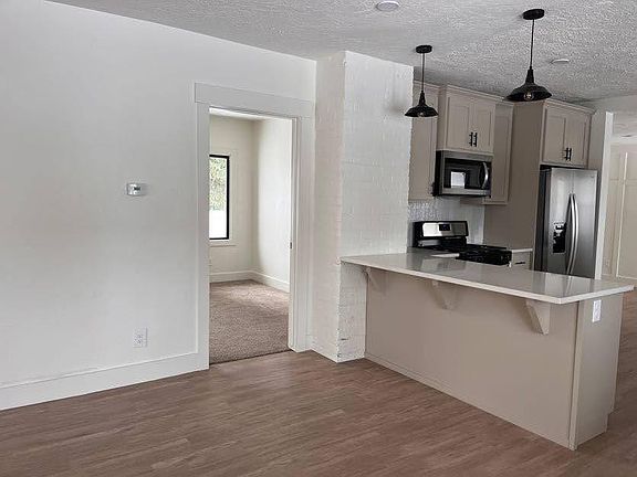 5th image of 3490 E Rawson St #3490