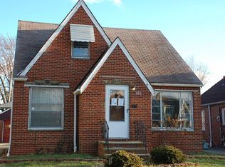 6351 S Canterbury Rd, Parma, OH 44129