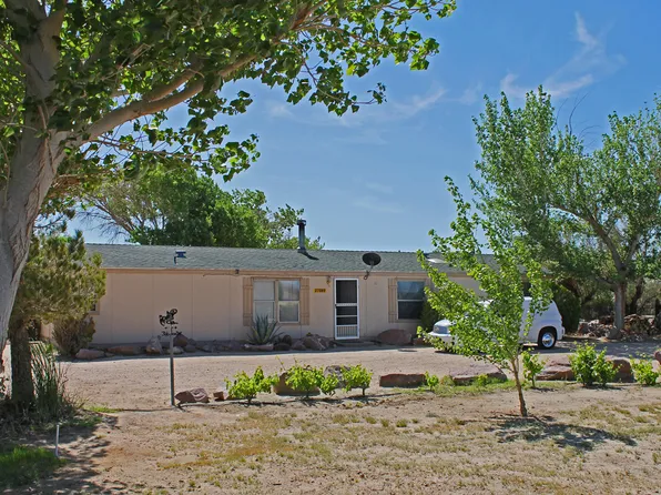 37089 Coyote Lake Rd, Newberry Springs, CA 92365
