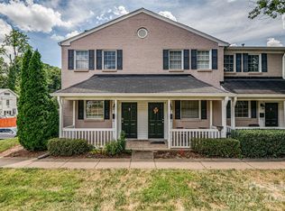 1230 Green Oaks Ln APT L, Charlotte, NC 28205