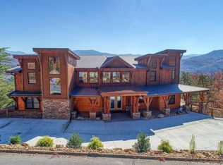 2414 Hackberry Dr, Sevierville, TN 37862