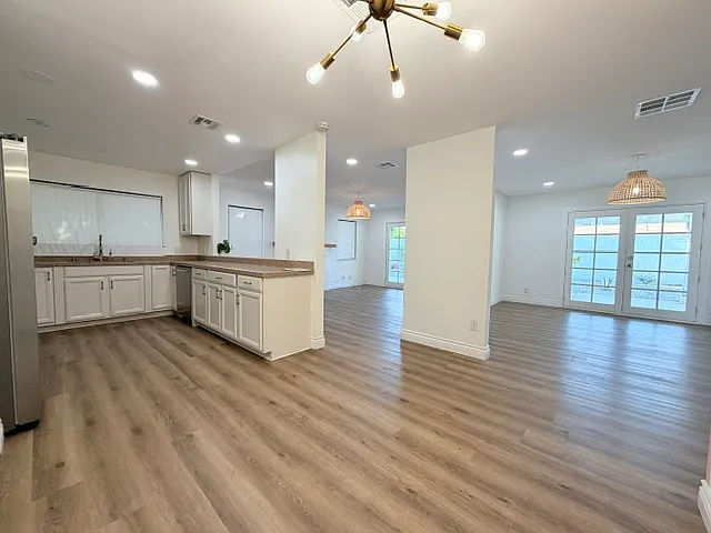 2306 E Finley Rd — Photo 11