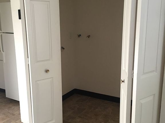 4th image of 721 N 25th Ct APT 1