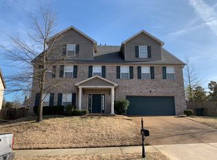 8816 Stony Glen Dr, Bartlett, TN 38133