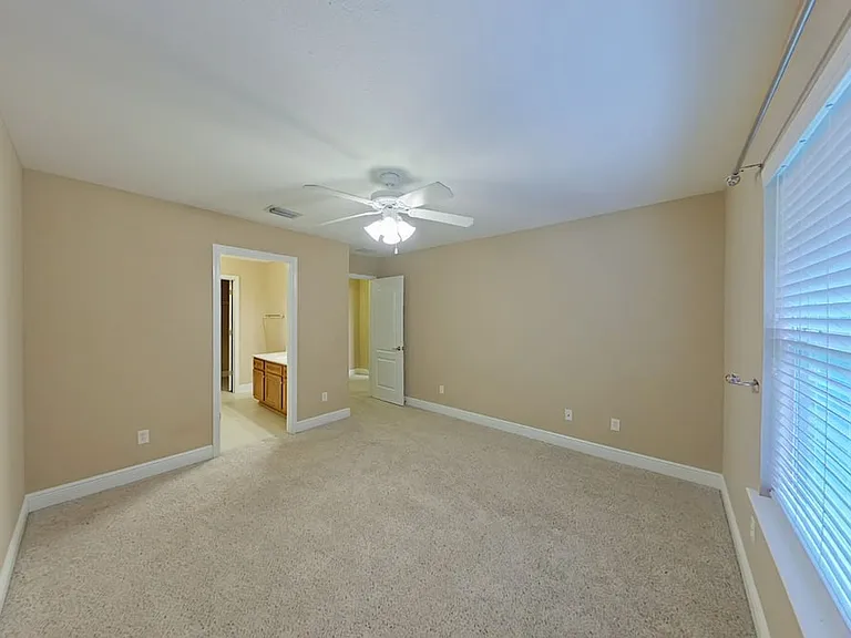 2240 Hadleigh Hills Ct — Photo 15