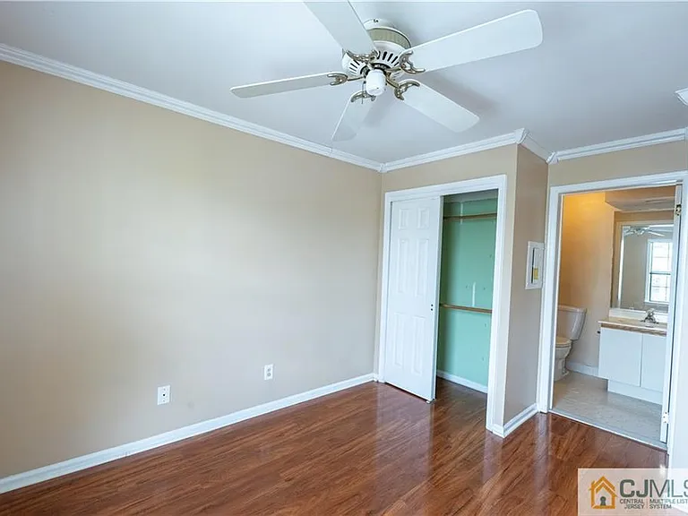 336 Cozzens Ct — Photo 33