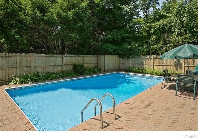 Outdoor summer entertaining is great in the privacy of your backyard.