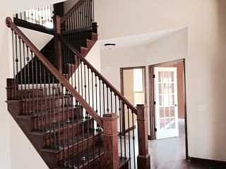 4th image of 1592 Glenridge Ln