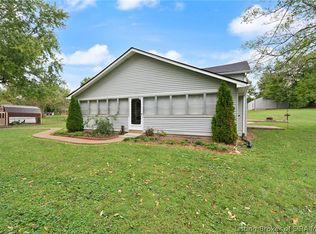 816 Utica Sellersburg Road, Utica, IN 47130