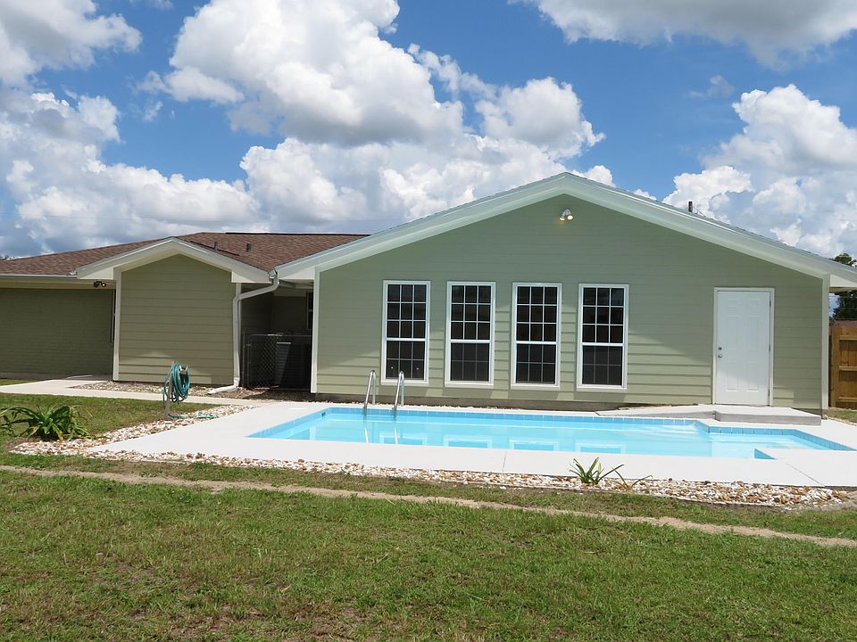 1st image of 4118 Leslie Ln