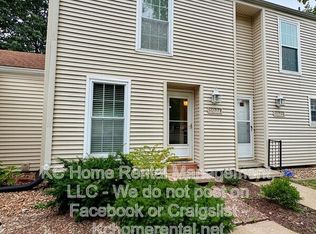 8027 N Stoddard Ave, Kansas City, MO 64152