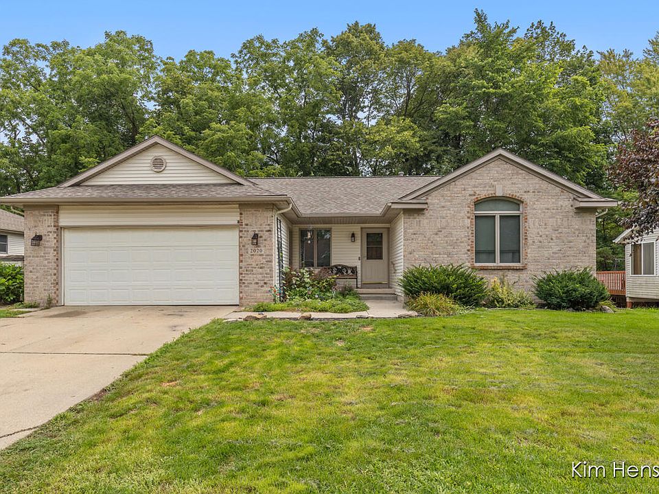 1st image of 2020 Burton Knoll Ct SE