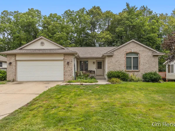 2020 Burton Knoll Ct SE, Kentwood, MI 49546