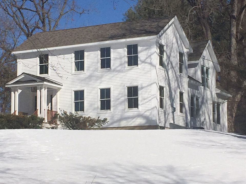 1st image of 415 Church St