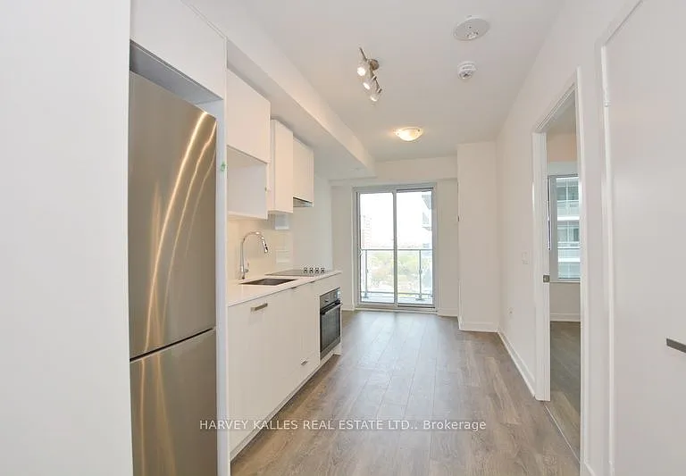 195 Redpath Ave #1413 — Photo 2