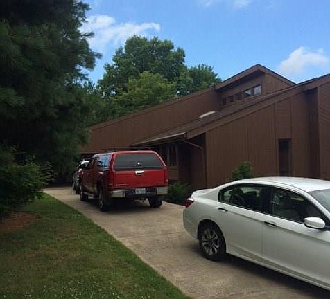4th image of 5440 Williams Dr