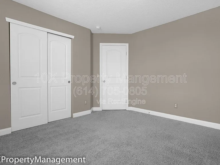3056 Melville St — Photo 17
