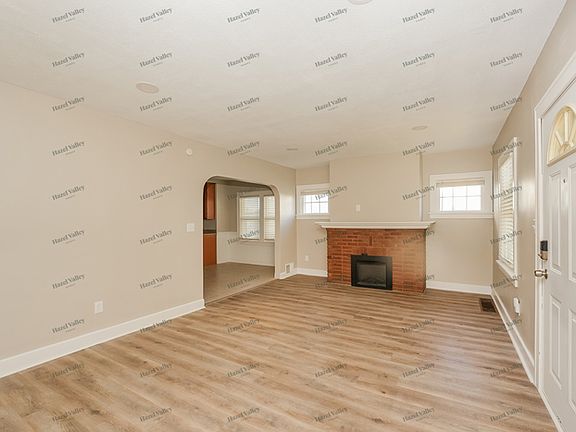 5th image of 5702 Pelham Dr
