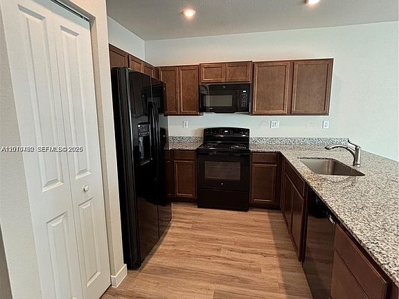 3rd image of 1021 NW 5th St