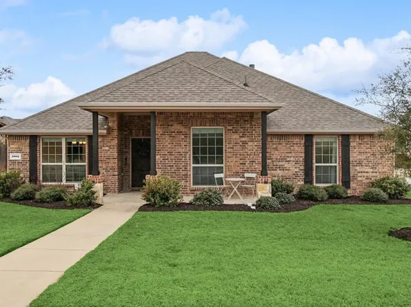 1002 Embarcadero Dr, Rockwall, TX 75087