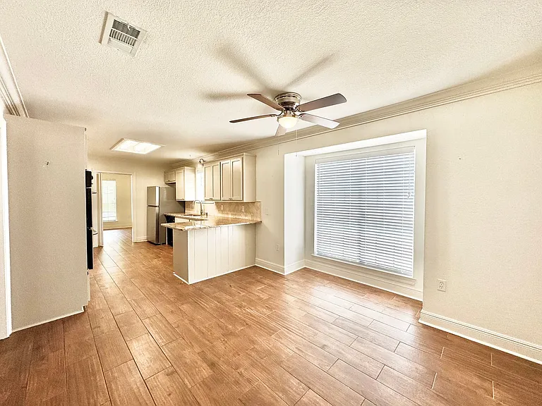 5016 Five Forks Dr — Photo 8