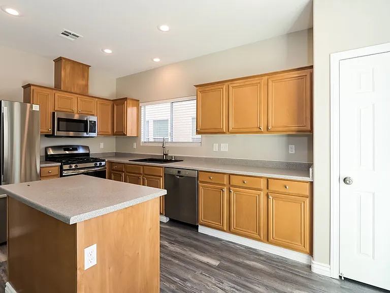 11155 Varedo Ct — Photo 7
