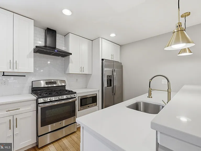 2313 Ellsworth St — Photo 8