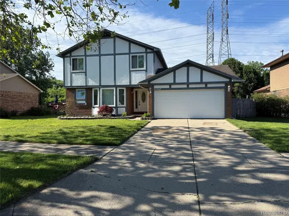 25947 Rebecca Dr, Brownstown, MI 48134