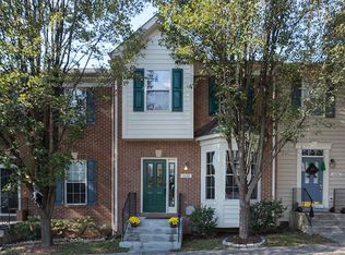 4638 Flatlick Branch Dr, Chantilly, VA 20151