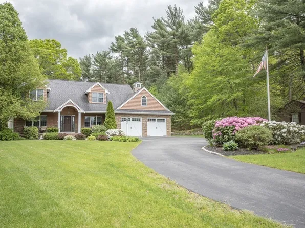 668 Berkley St, Berkley, MA 02779