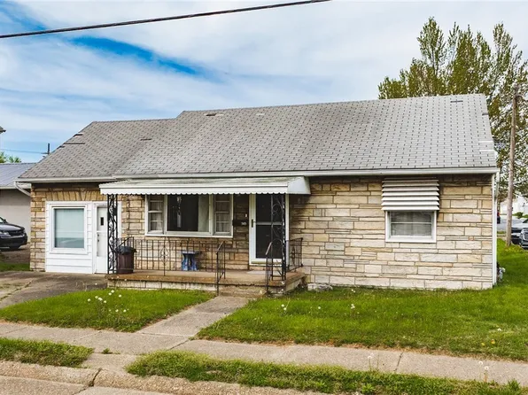 505 27th St, Vienna, WV 26105
