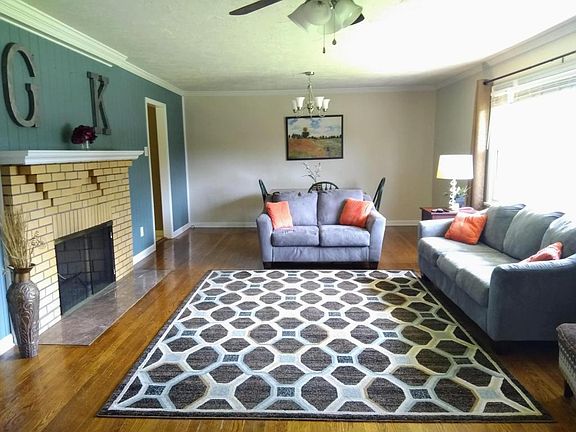 4th image of 2105 Juniper Dr