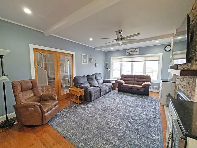 5831 W 109th St — Photo 7