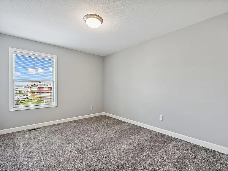 11022 Zest St NE #E — Photo 14