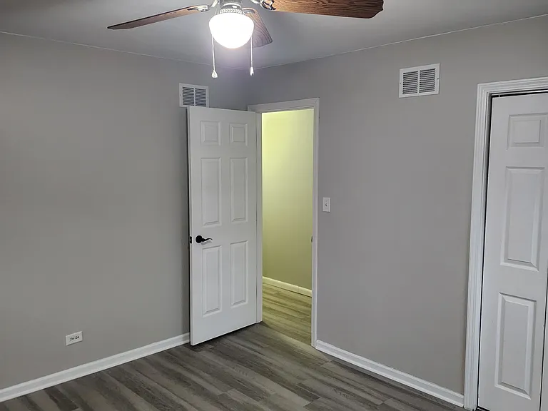39W496 Hemlock Dr — Photo 14