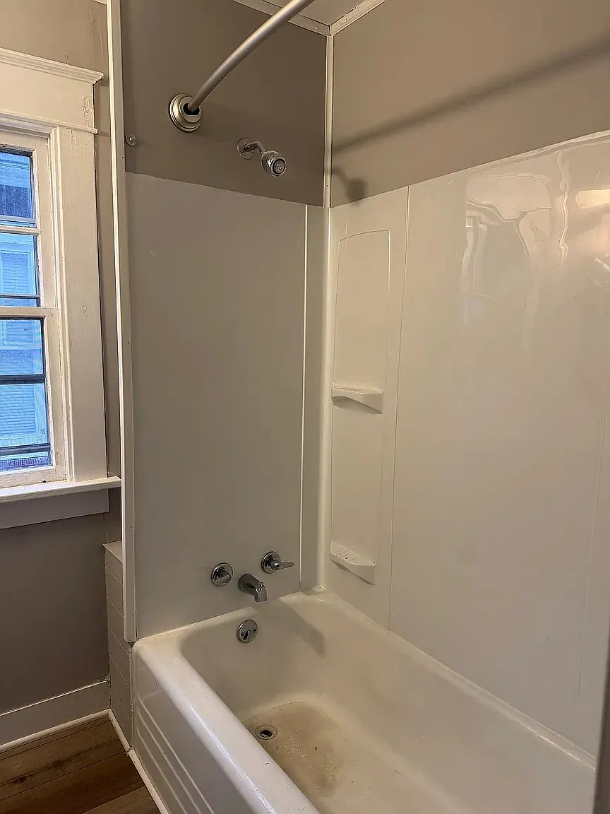 1715 North Avenue - 1 — Photo 2