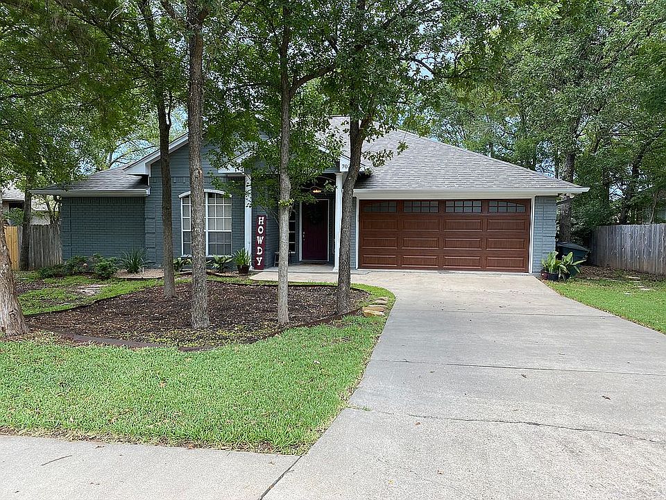 1st image of 703 Summerglen Dr