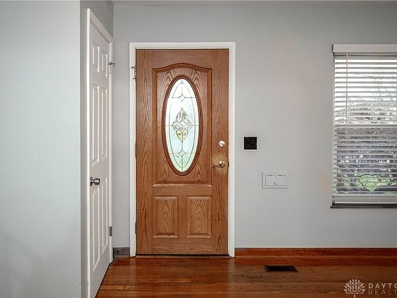 5th image of 5501 Childs Ave
