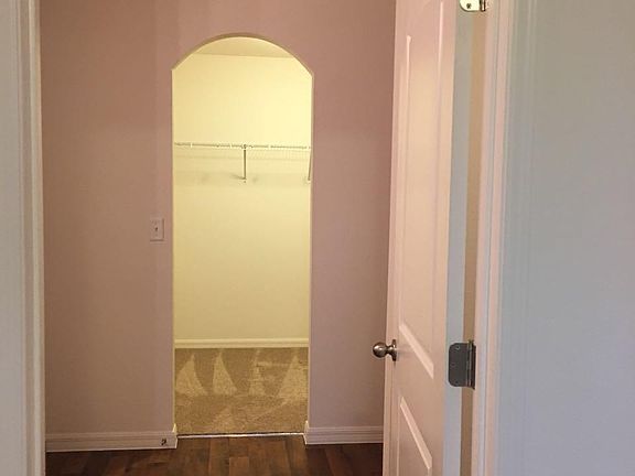 5th image of 2443 Bexley Dr