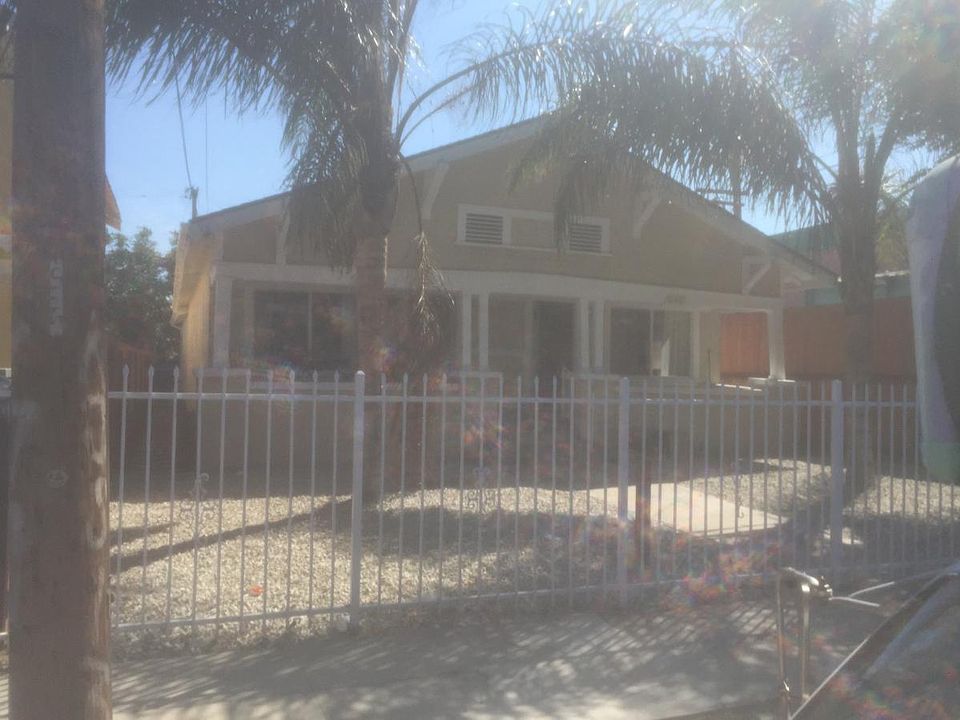 1st image of 240 W 47th St #240