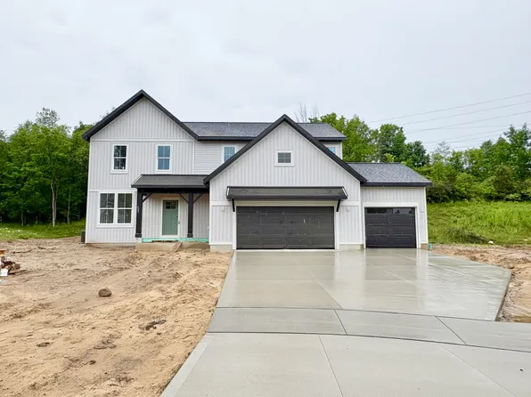 5859 Valley Point Dr SE, Caledonia, MI 49316
