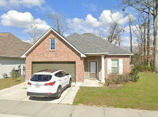 108 Lake Breeze Dr, Baton Rouge, LA 70820